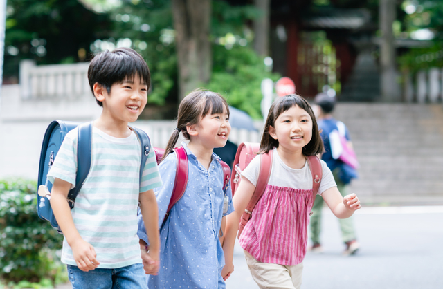 学校の早朝開門で「小1の壁」解消へ